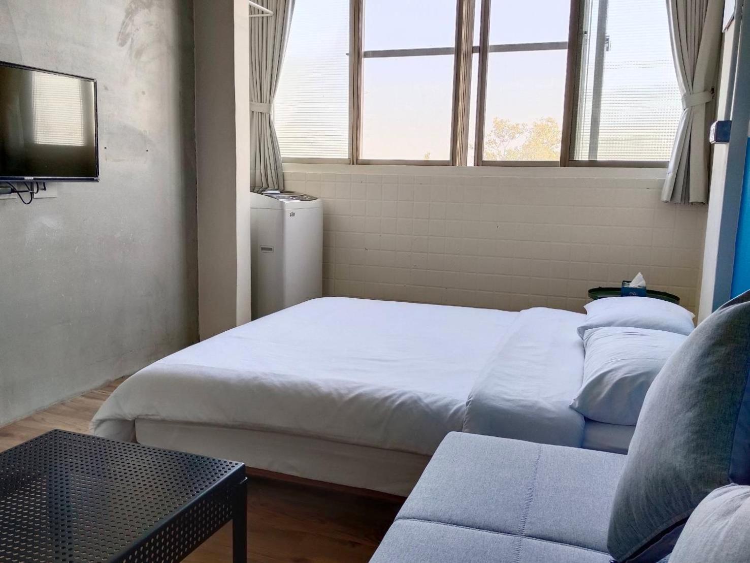 東海小時光 Tong Hai Time Homestay Longjing Eksteriør bilde